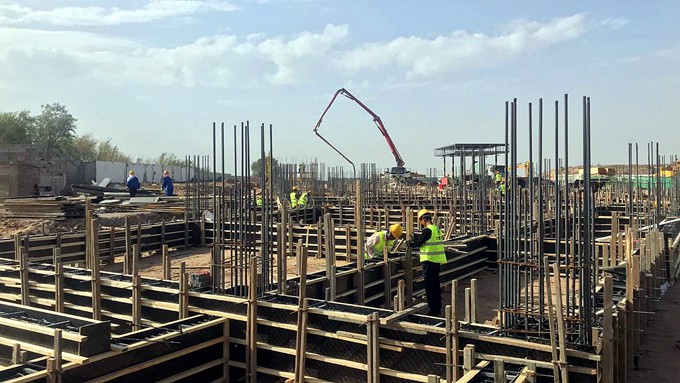 集團(tuán)公司對“八步沙”項目建設(shè)情況進(jìn)行督查并召開調(diào)度會